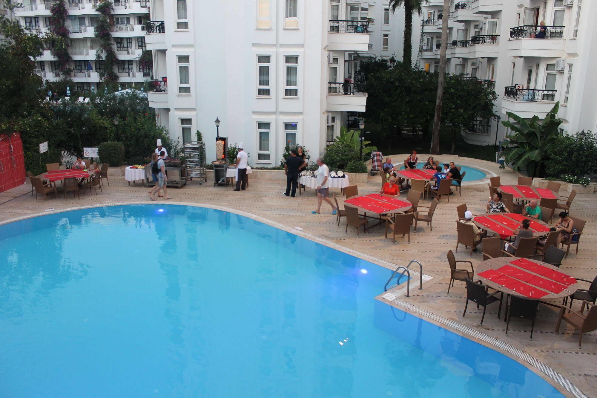 Xeno Hotels Club Mare Kargicak  Exteriör bild