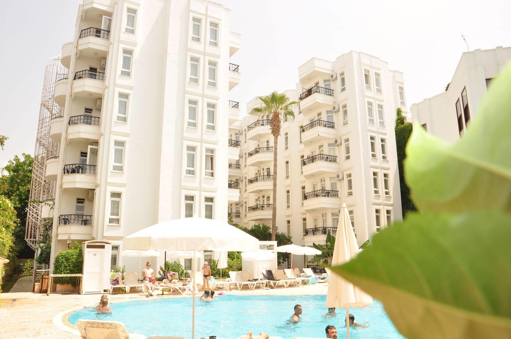Xeno Hotels Club Mare Kargicak  Exteriör bild